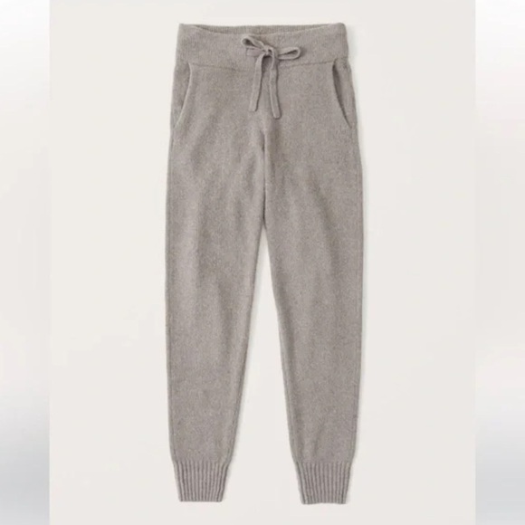 Abercrombie & Fitch Pants - Abercrombie & Fitch Cozy Taupe 90’s Drawstring Sweater Joggers Medium